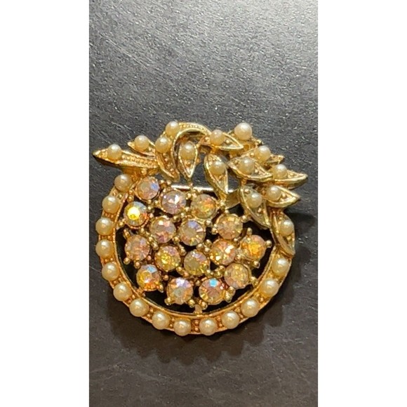 CORO SIGNED PEGASUS AB RHINESTONE PEARL FLOWER 1.5" BROOCH A1209 - Picture 1 of 7
